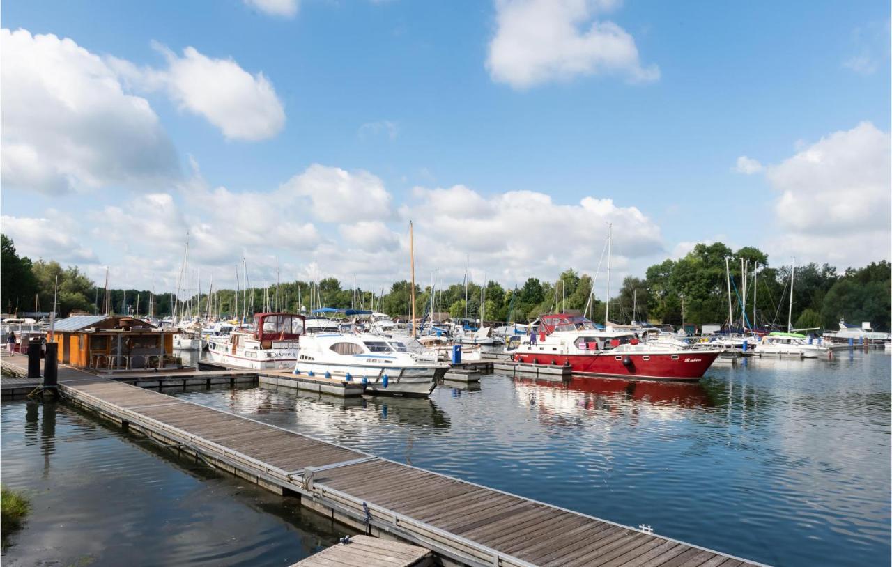Nice Apartment In Rechlin With House Sea View エクステリア 写真